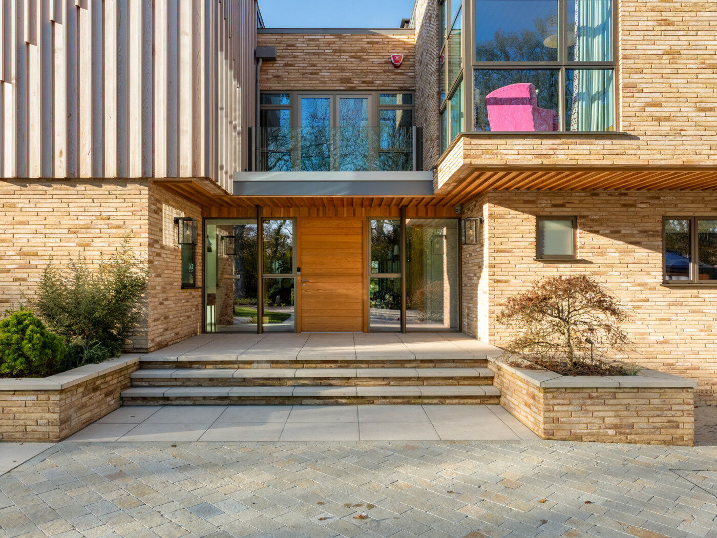 Glazing, texture and materials combine with great effect 