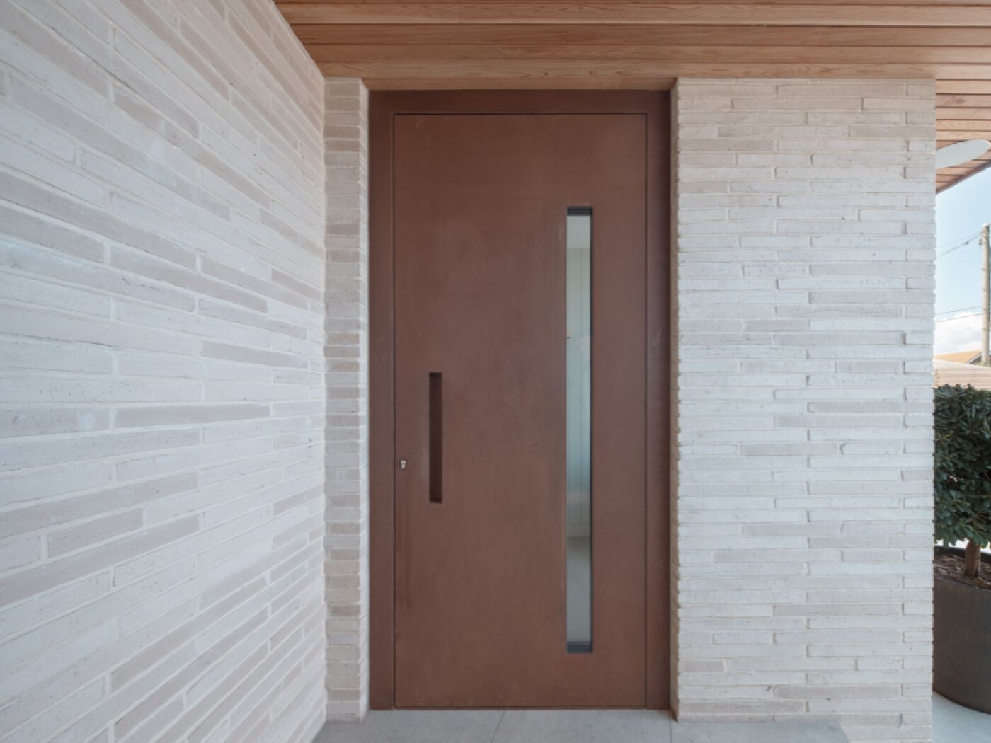 6 Architectural door trends 2024 6