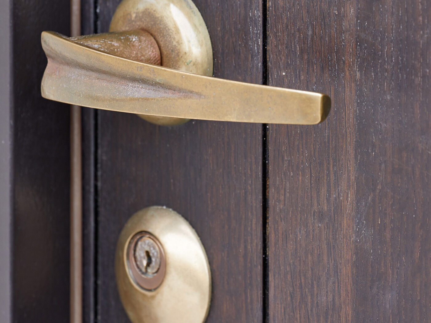 choosing handles for your front door Urban Front 3