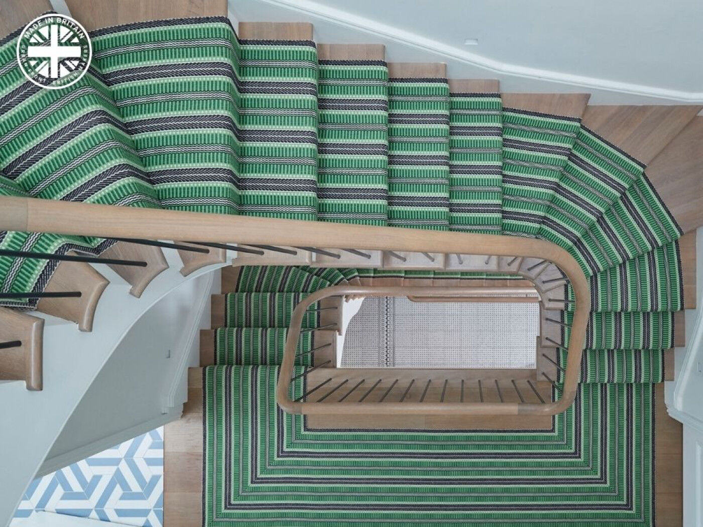 Masai Emerald features a high contrast herringbone and rib weave.