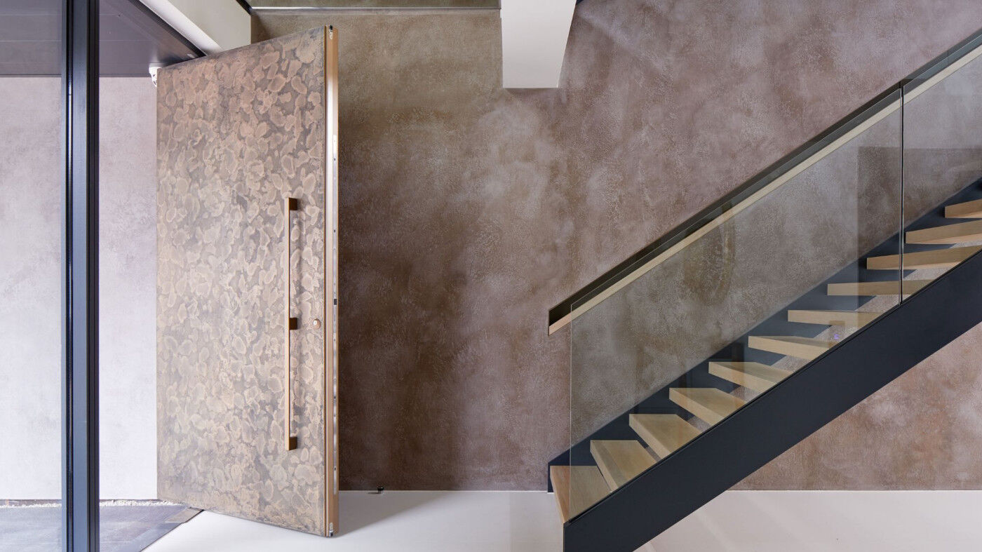 Bronze front door in our 101 finish with BZ11 handle