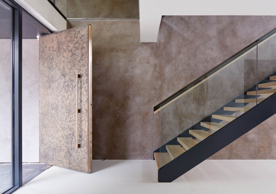 Bronze ref. 101: This metallic finish in the "Raw" design lends itself to so many house styles both traditional & contemporary