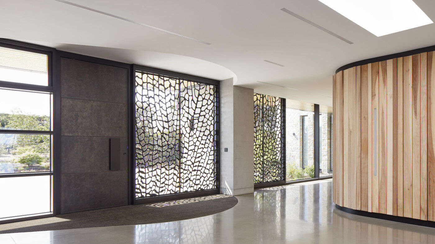 The design on this door is our "Parma Special" which features 4 horizontal panels