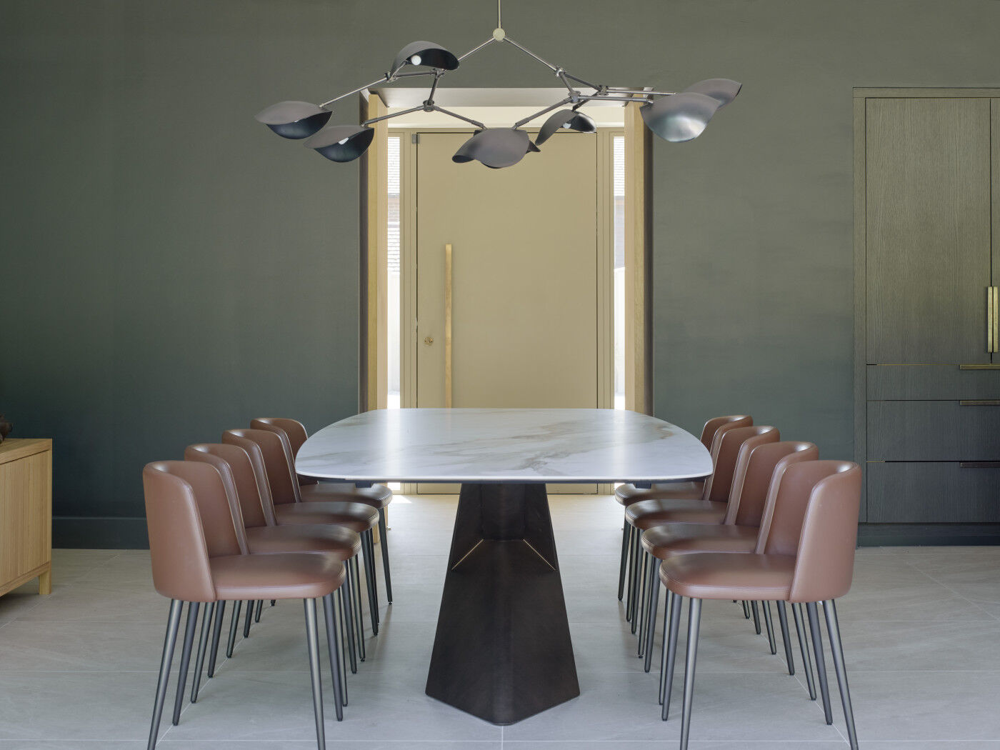 Landscape_lounge and dining table