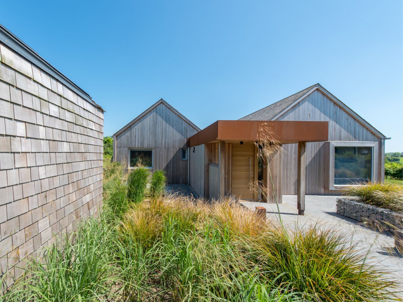 Landscape_house and door