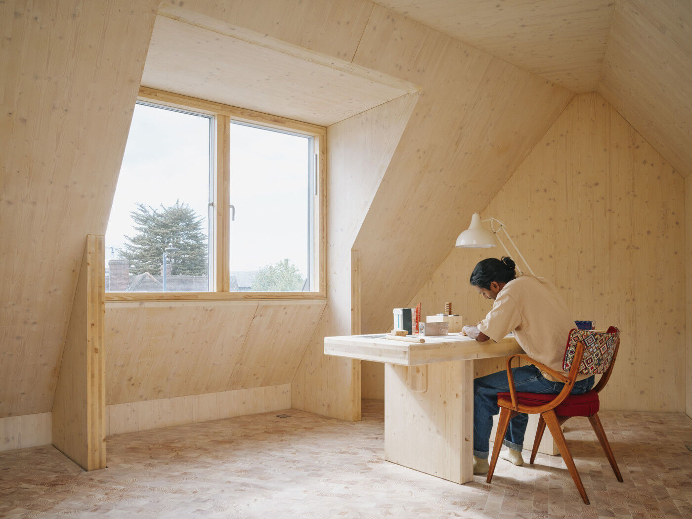 Landscape loft room Sebastian at work