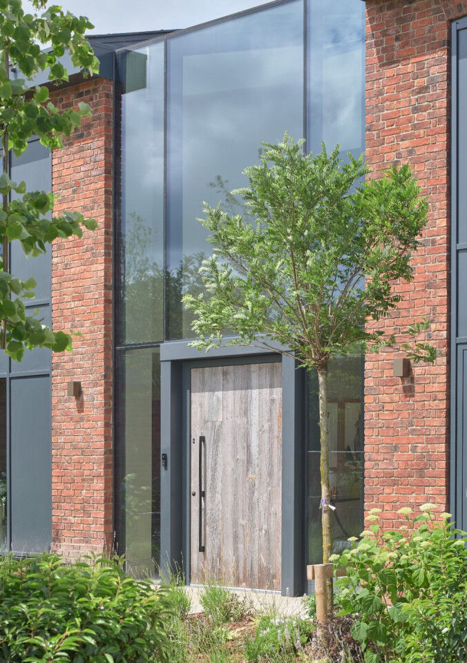 Barn door with Milano V internal in RAL grey Urban Front8