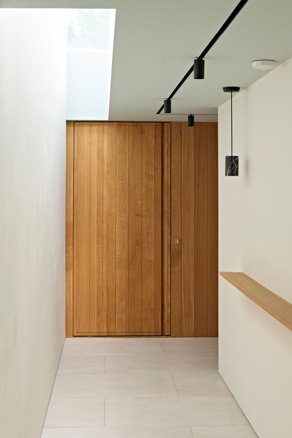 European oak entrance way, as featured on Grand Designs | Urban Front