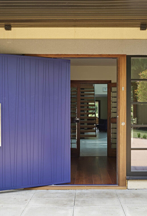 and like this on the inside