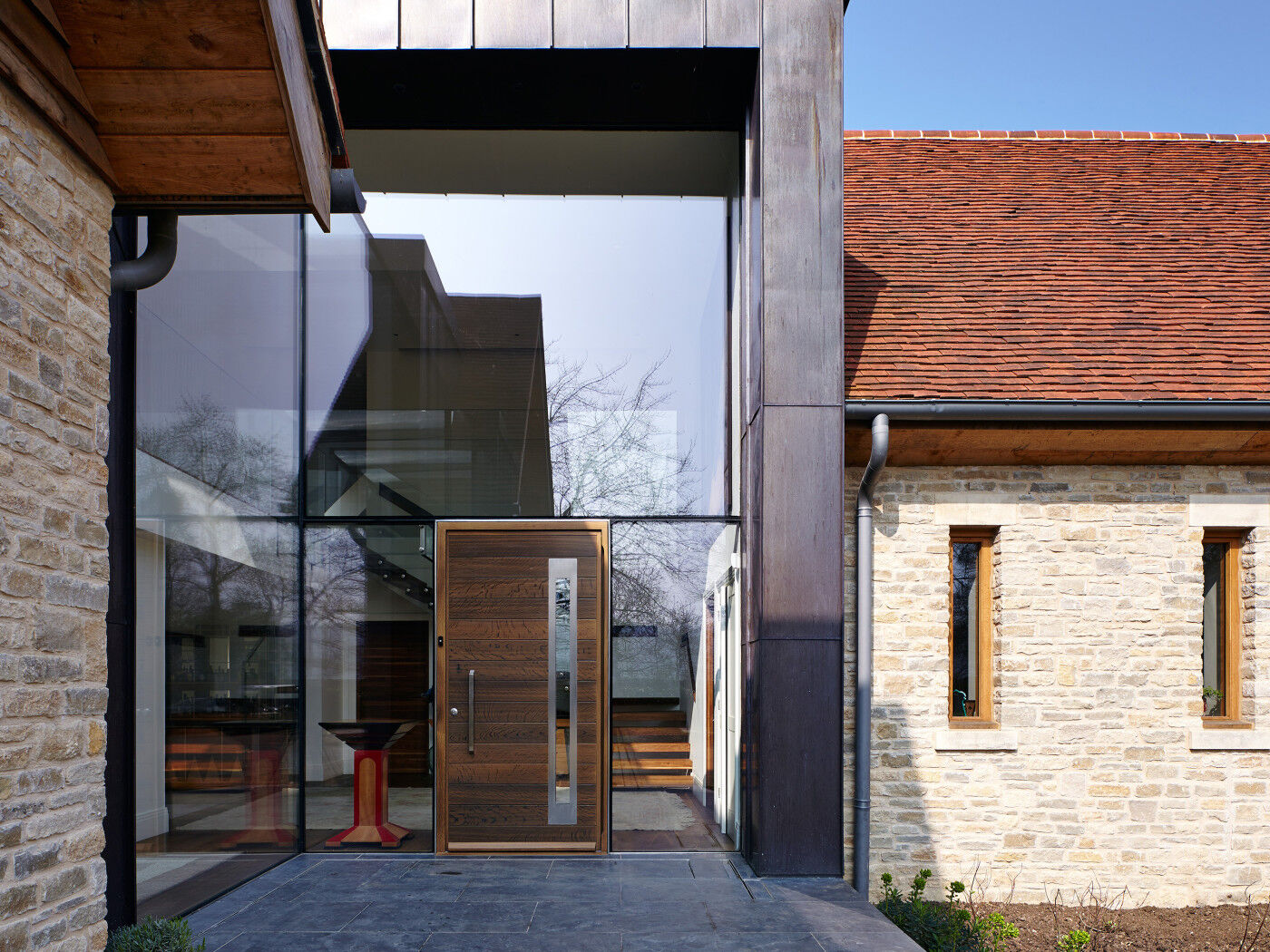 The Urban Front Sorrento door in frameless glass