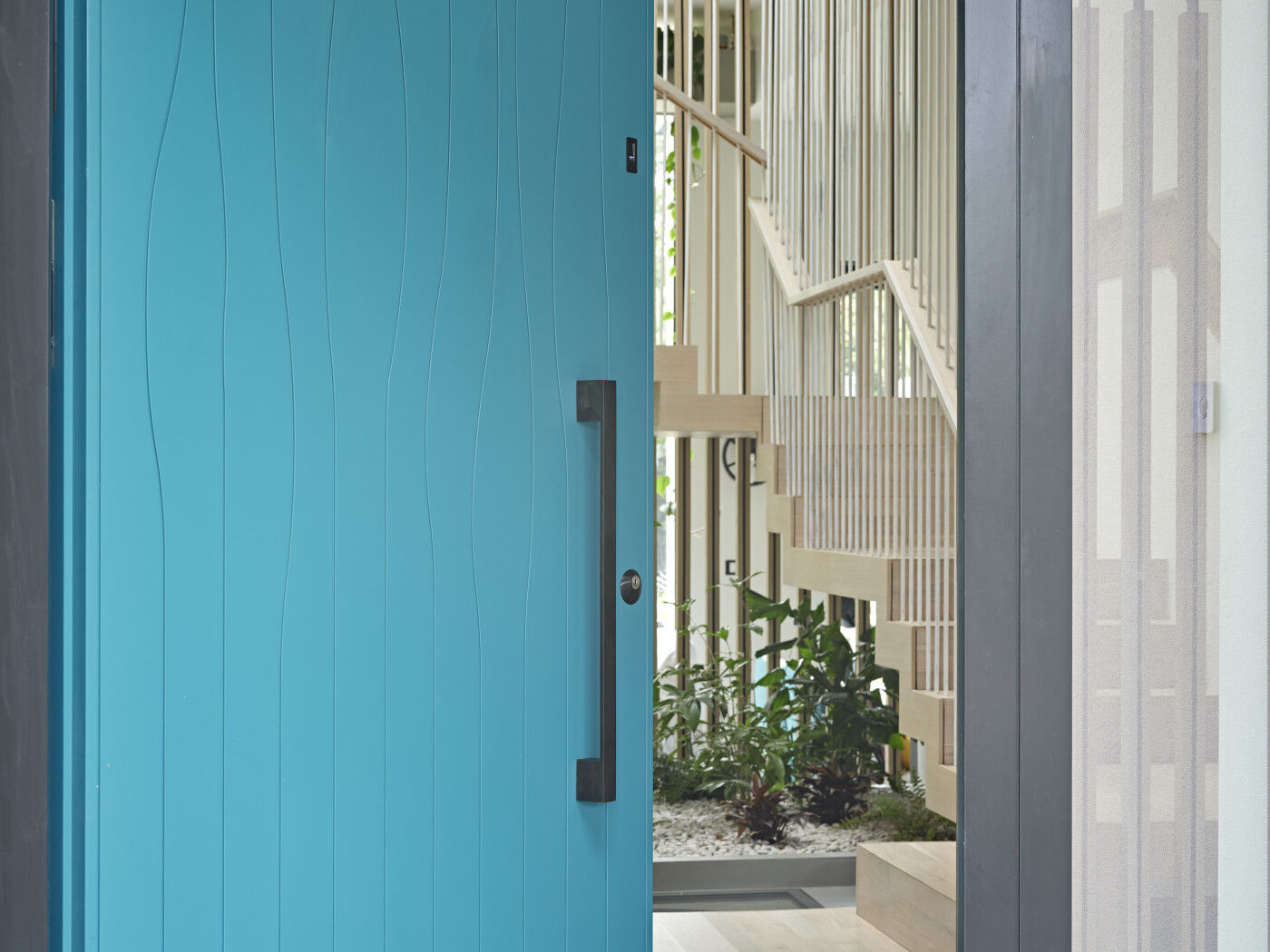 Fingerprint entry offers ideal keyless entry while peeking inside give a hint of what lies beyond...