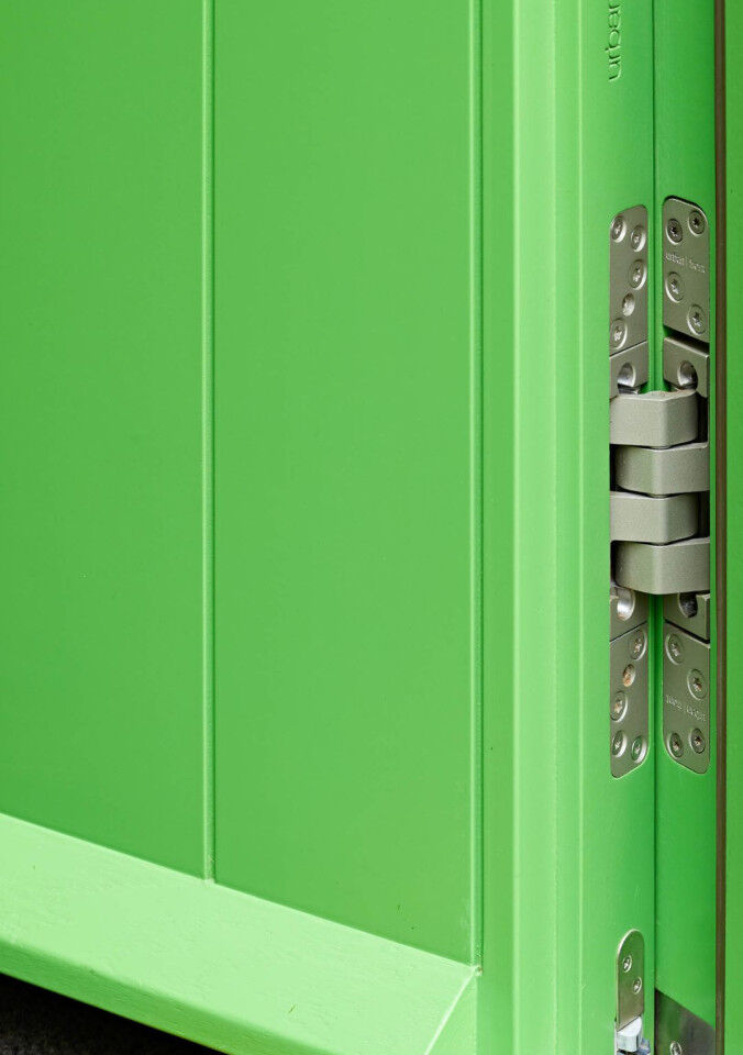 Case study Green porto door with option 8 handle 3