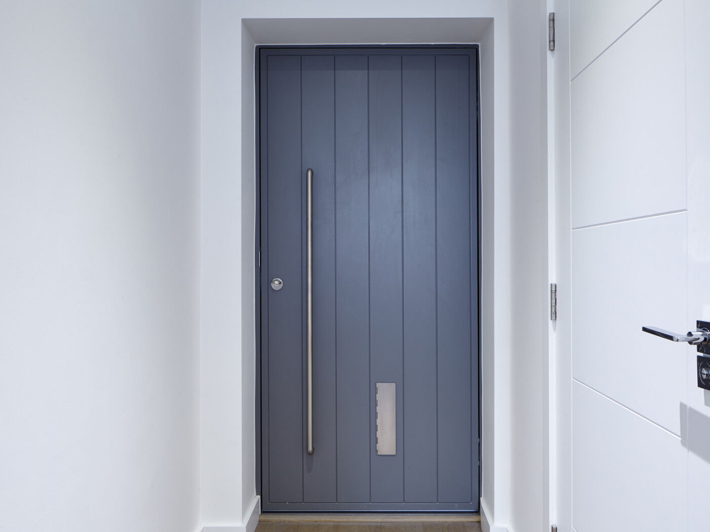 porto | painted | letterplate | option 7 handle