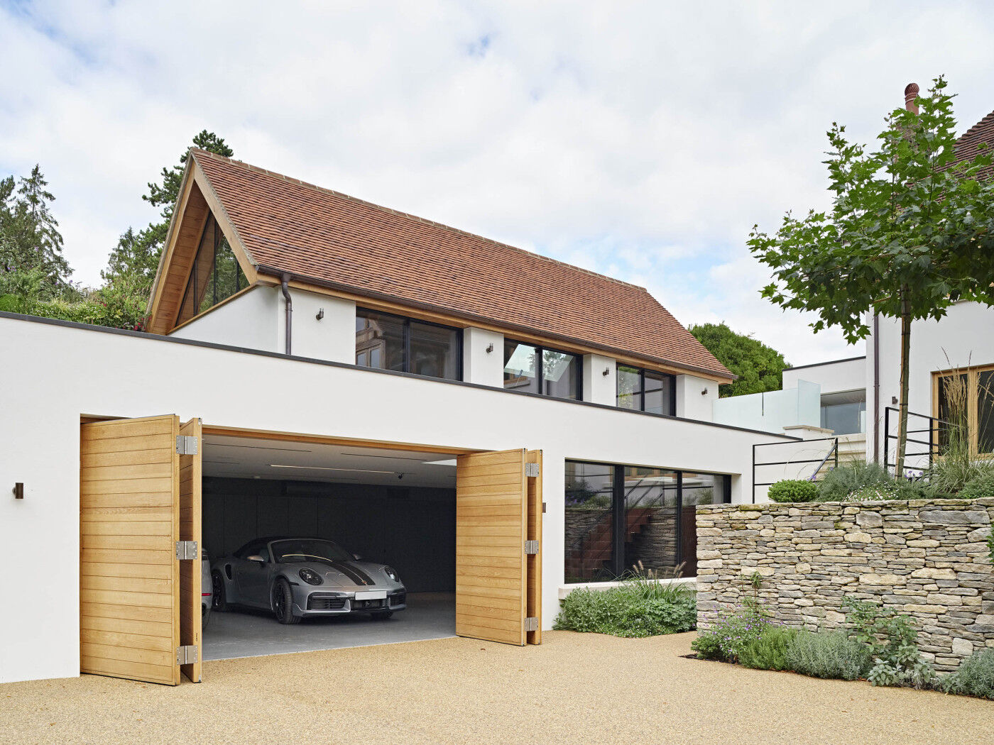 Contemporary garage doors - Modern garage doors | Urban Front