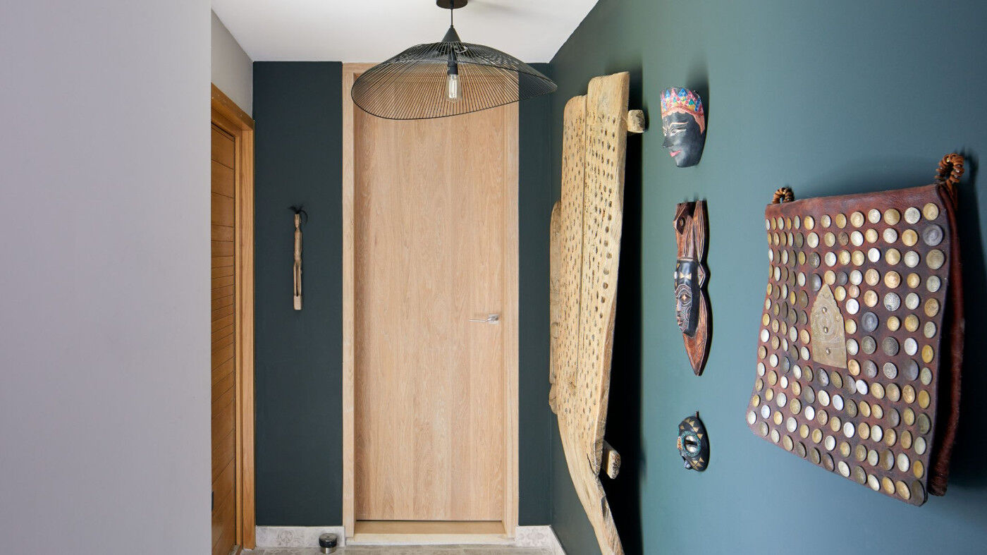 Oak internal door in a Raw V design