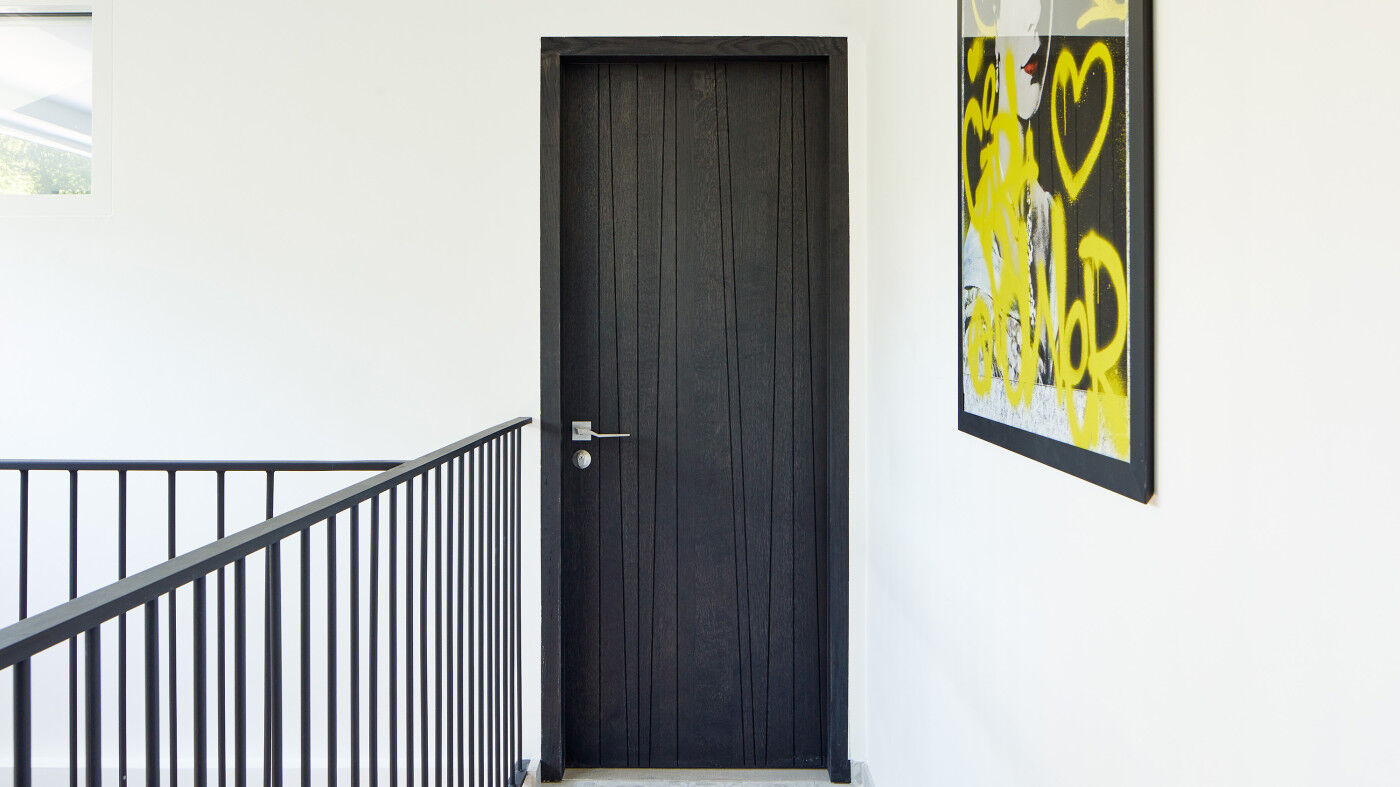 Milano V in oak with ebony oil | internal door