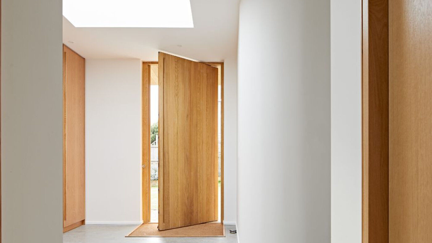 What you need to know about pivot doors 20 pivot door photos Urban Front 14