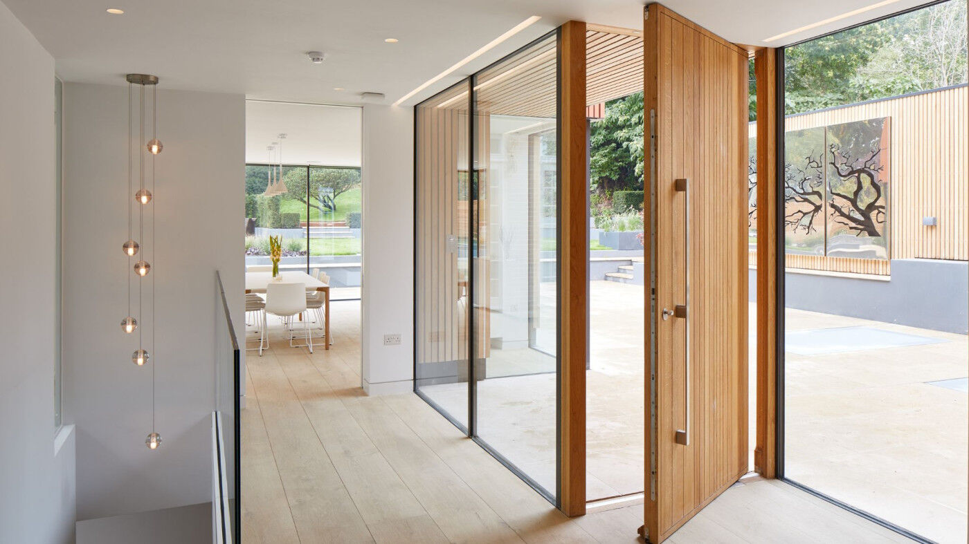 Pivot doors urban front 35