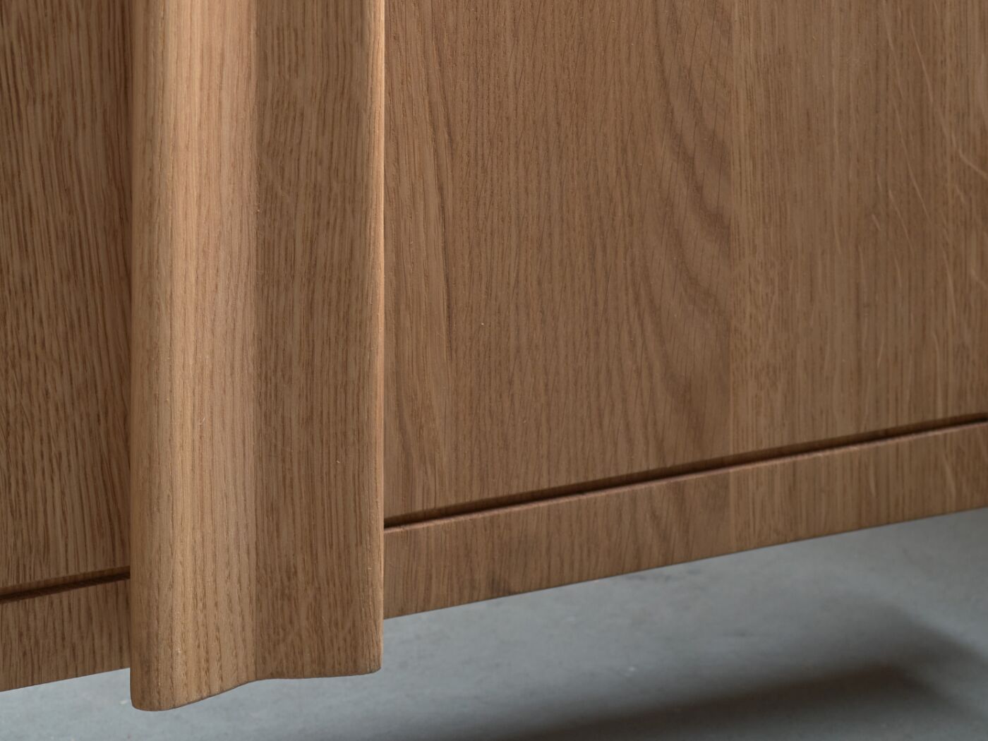 This close up of the new design shows the bow shaped handle detail