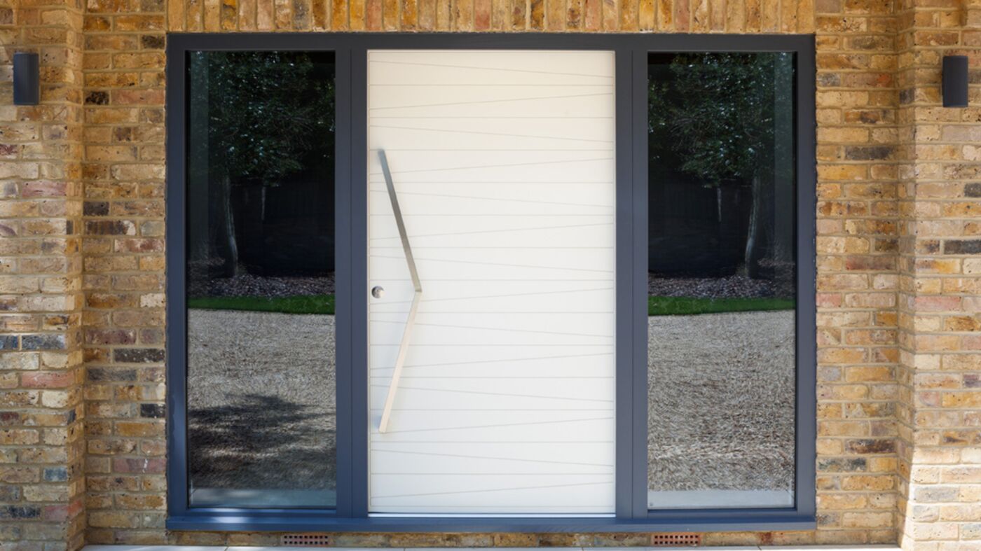 Milano painted white front door with an option 11v handle 