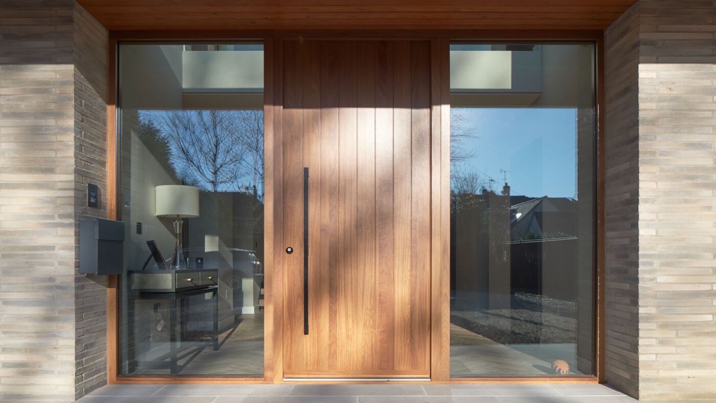  Porto in iroko with option 11 black handle