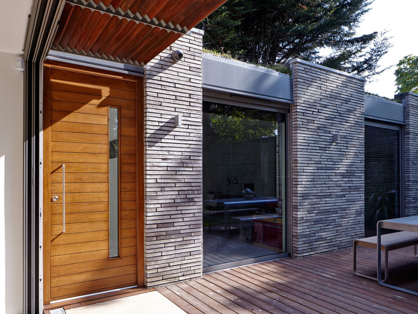 Doors in contemporary houses 24