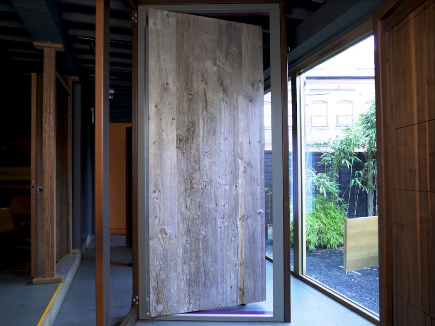 Barn showroom door Urban Front