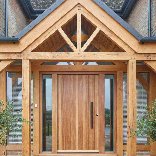 Rondo V in iroko dual colour grey ral with option 8 handle black LR 023