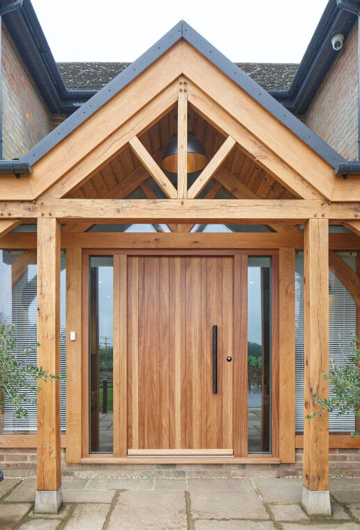 Rondo V in iroko dual colour grey ral with option 8 handle black LR 023