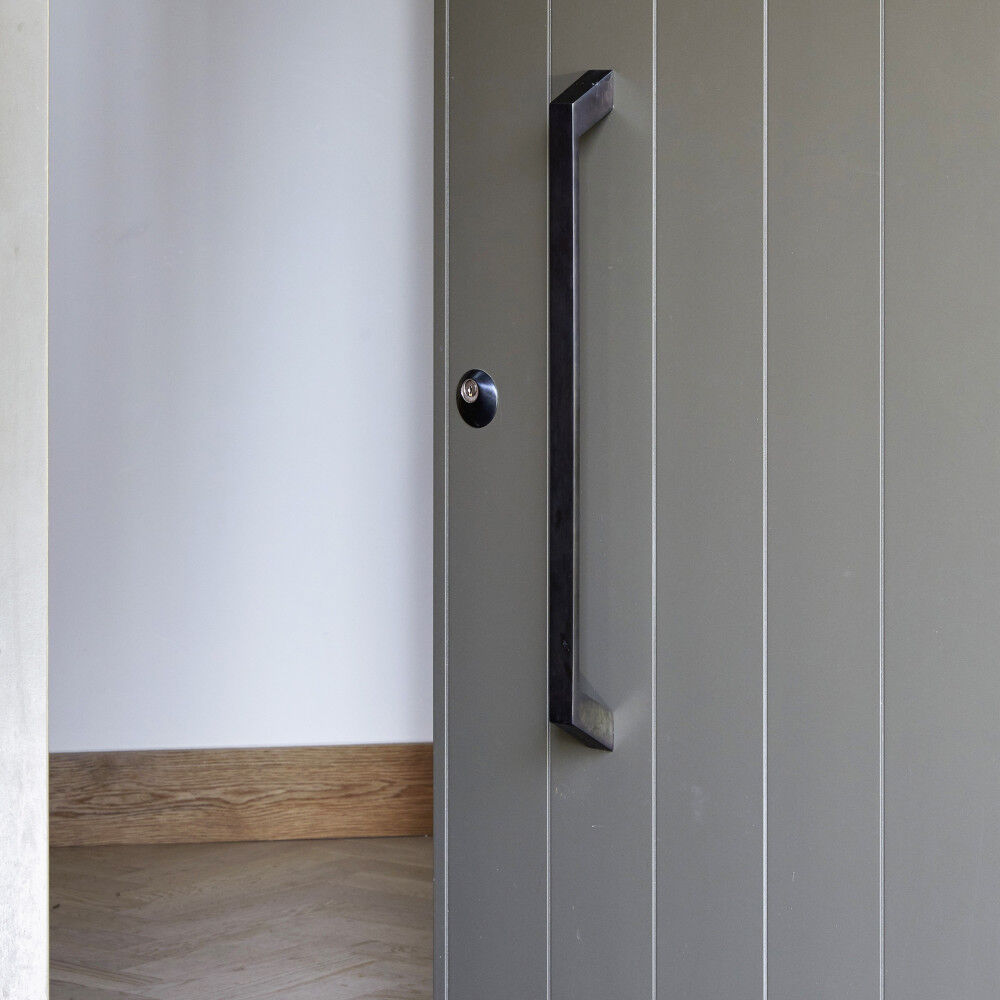 Option 10a Black UF AM 007