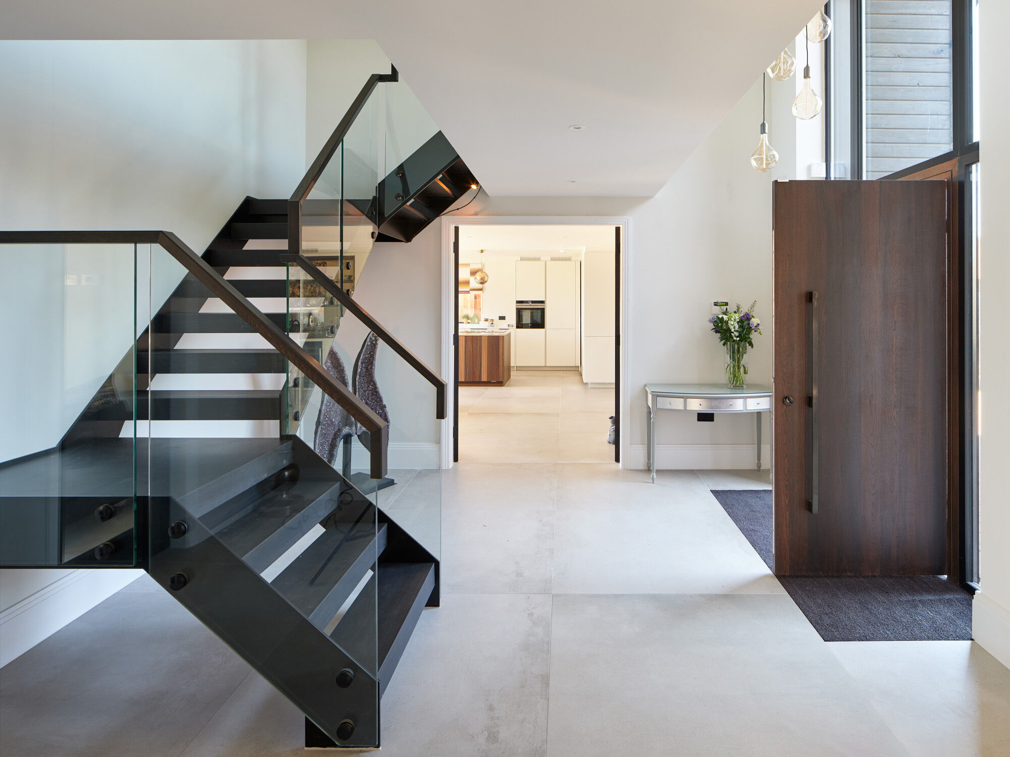 Raw v fumed oak with option11 handle in black