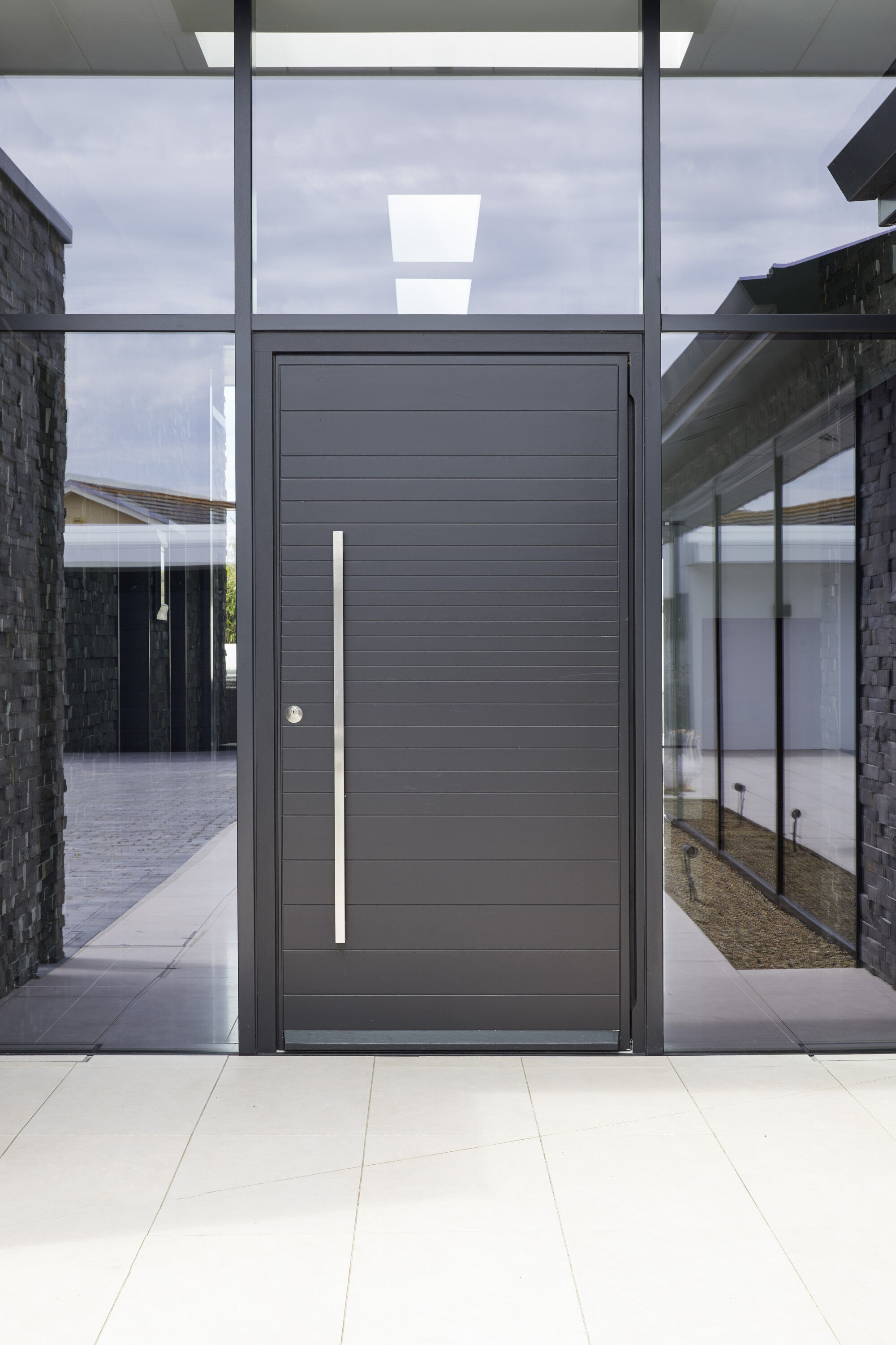 door pictures Urban Front 18