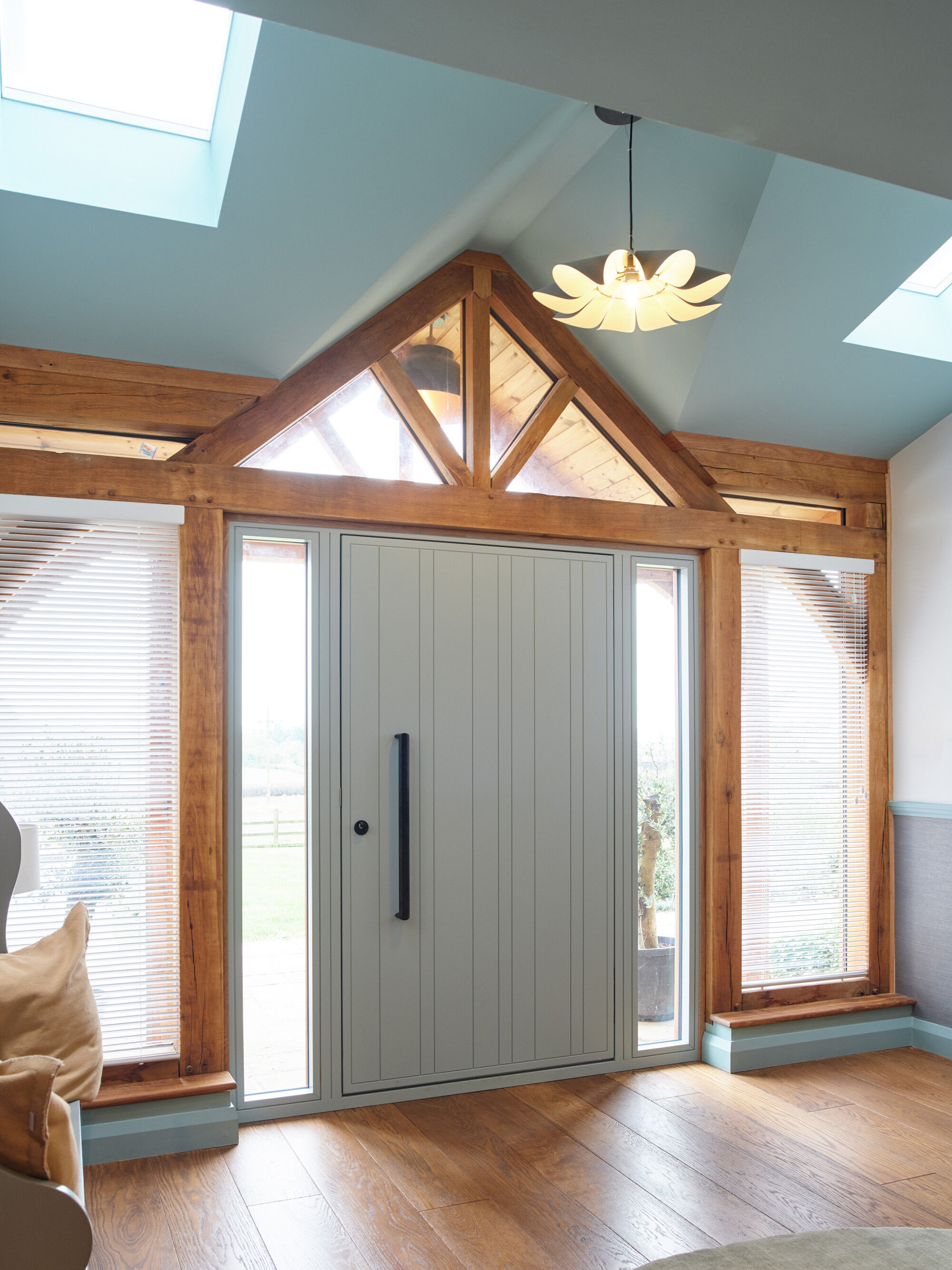 Grey Rondo V with option 8 black handle