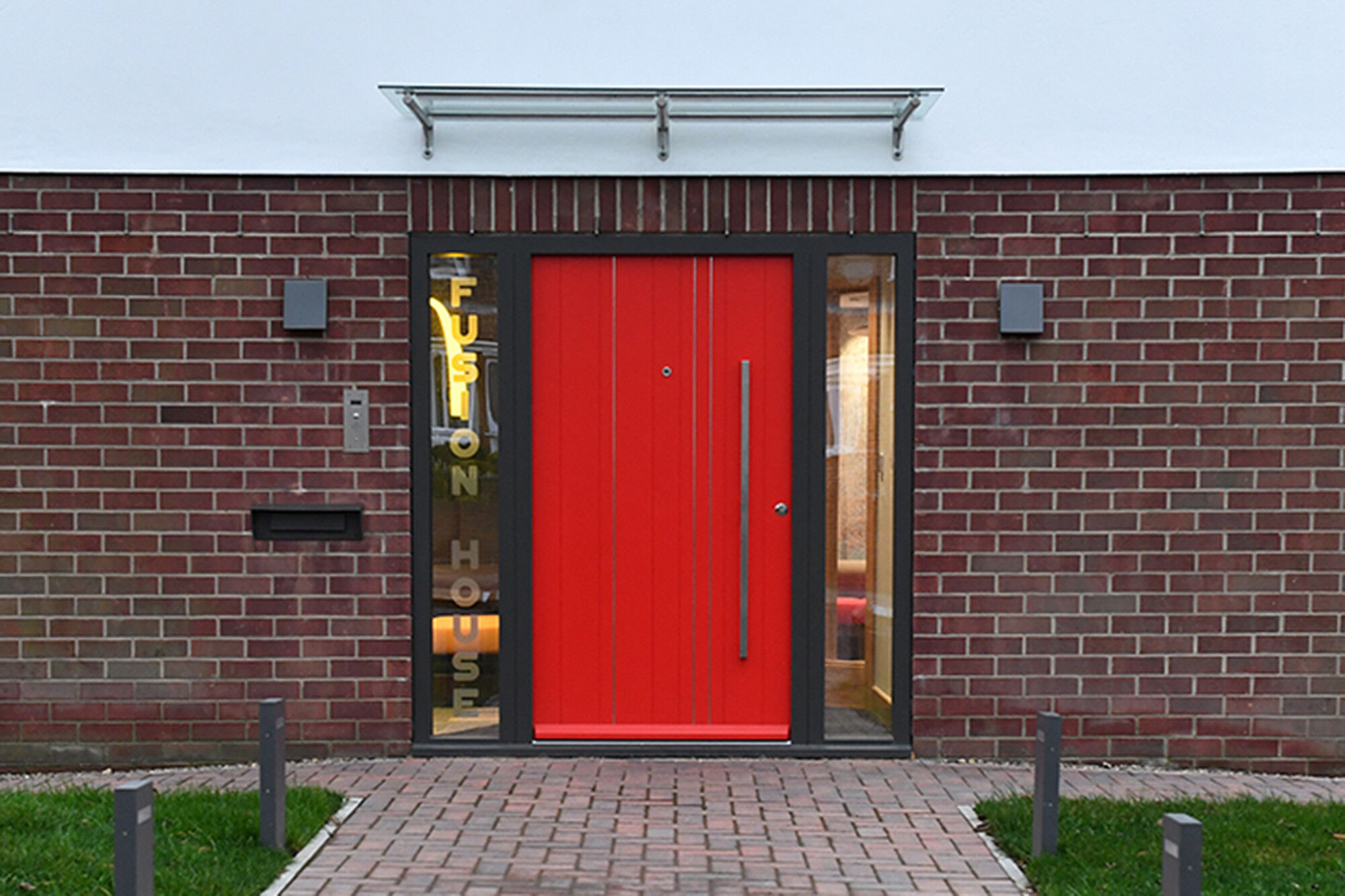 rondov ral red door pictures Urban Front